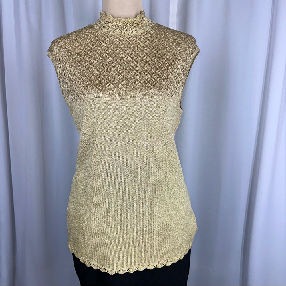 ST JOHN COLLECTION Marie Gray Top‎ Sz S Crochet Knit Mock Neck Sleeveless READ